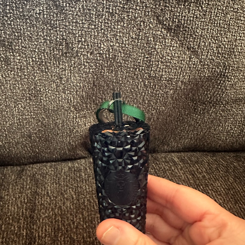 Starbucks 2024 Cold Cup Ornament Key Chain Venti Sparkly Black One Size New - Picture 6 of 11